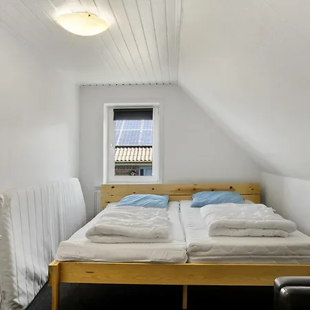 Prázdninový dům 5 Bedroom Pet Friendly Home In Strandby