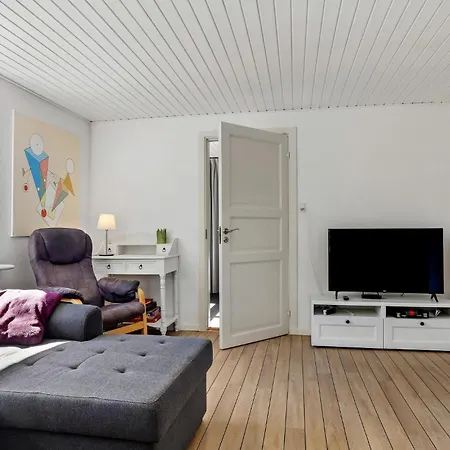 Holiday home 5 Bedroom Amazing In Strandby